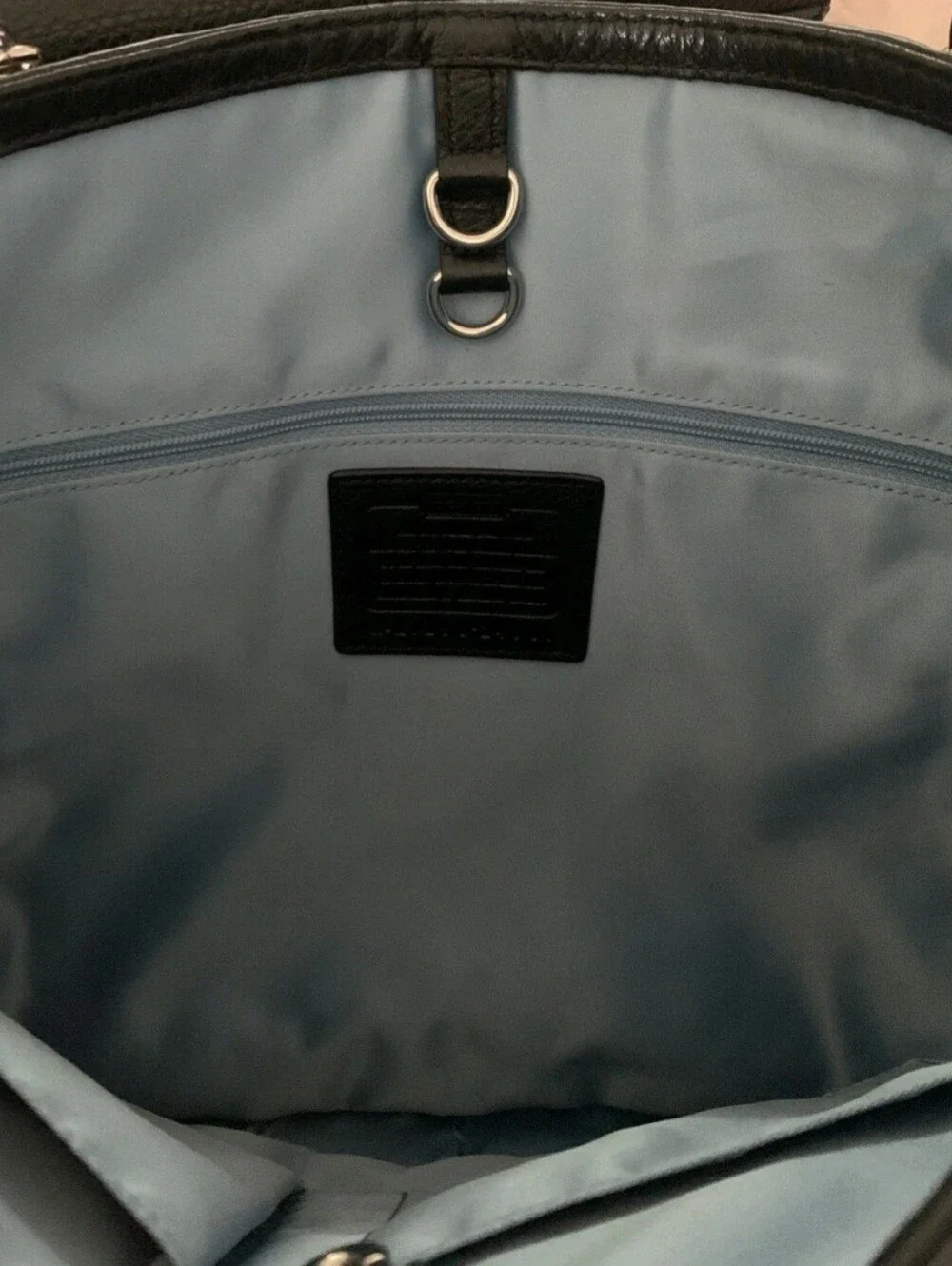 COACH POPPY PEBBLED BLACK LEATHER CHAIN STRAPS LARGE SHOULDER BAG. LIKE NEW